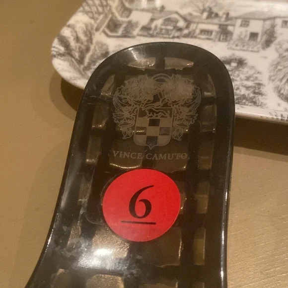 SALE $15 - NWTO Vince Caputo tortoiseshell jelly slides - Size 6 - Picture 8 of 9